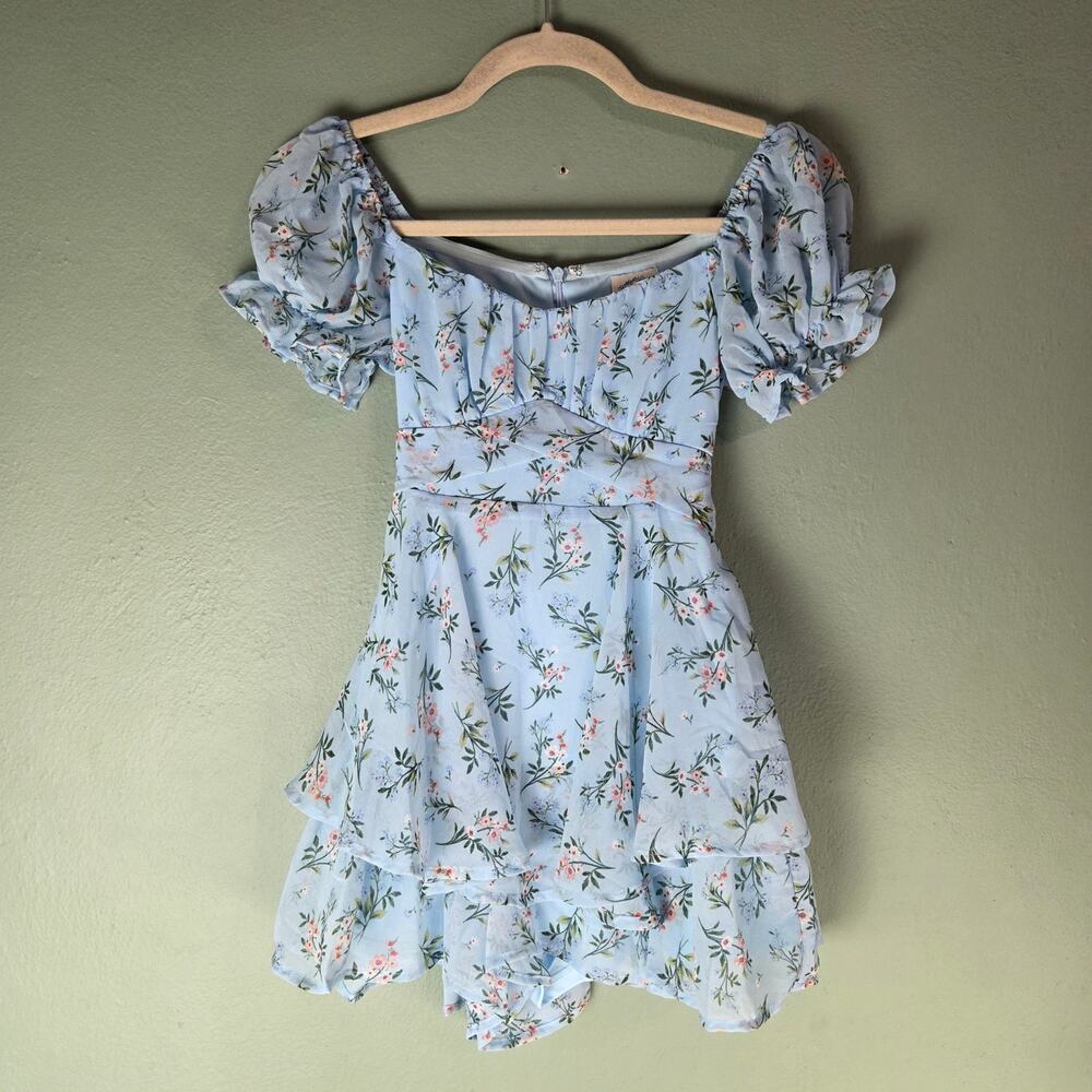 Francesca’s Blue Rain Womens XS Puff Sleeve Floral Print Tiered Tie Back Romper